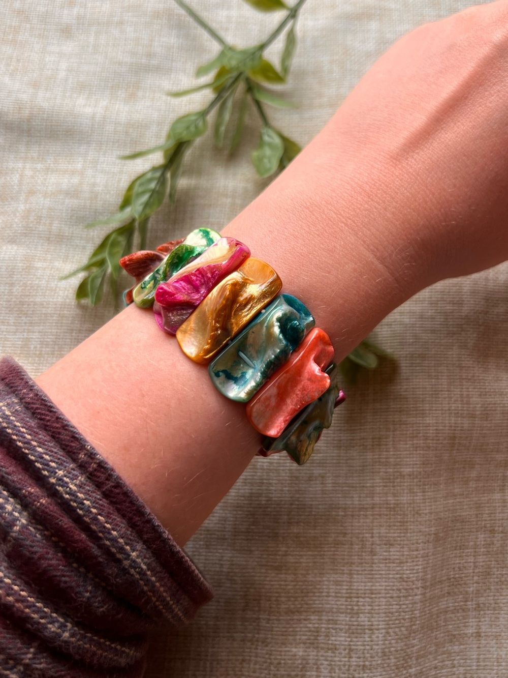 VINTAGE Colorful Rainbow Abalone Shell Stretchy Boho Cuff Bracelet